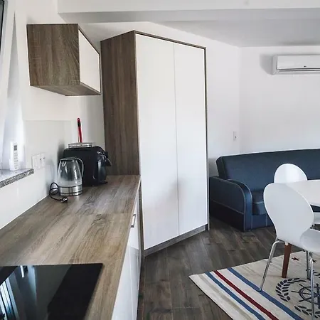 Villa Tower Nad Jeziorem Nyskim Skorochow Exterior foto