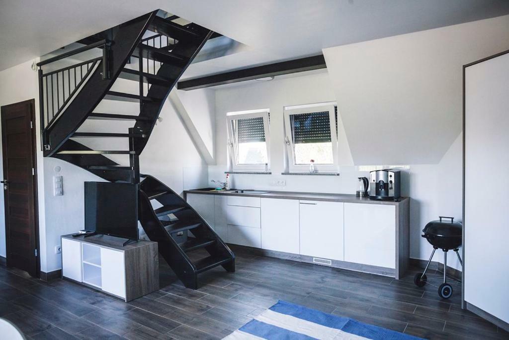 Tower Nad Jeziorem Nyskim Ferienhaus *