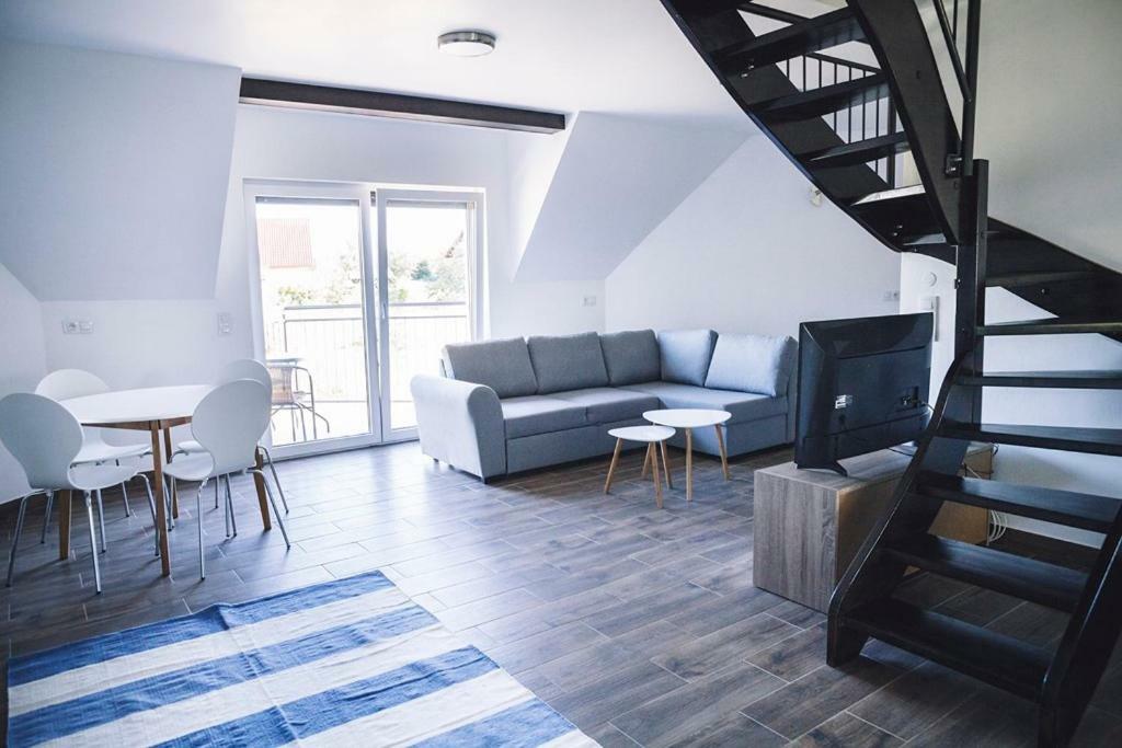 Tower Nad Jeziorem Nyskim Ferienhaus Skorochow